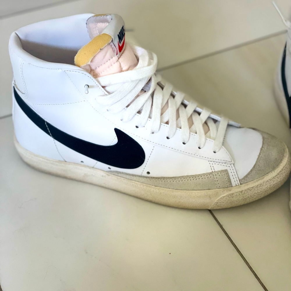 Nike Blazer men’s size 8 only lightly used